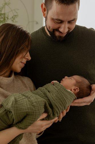 mobile - carousel-hero-element image-16